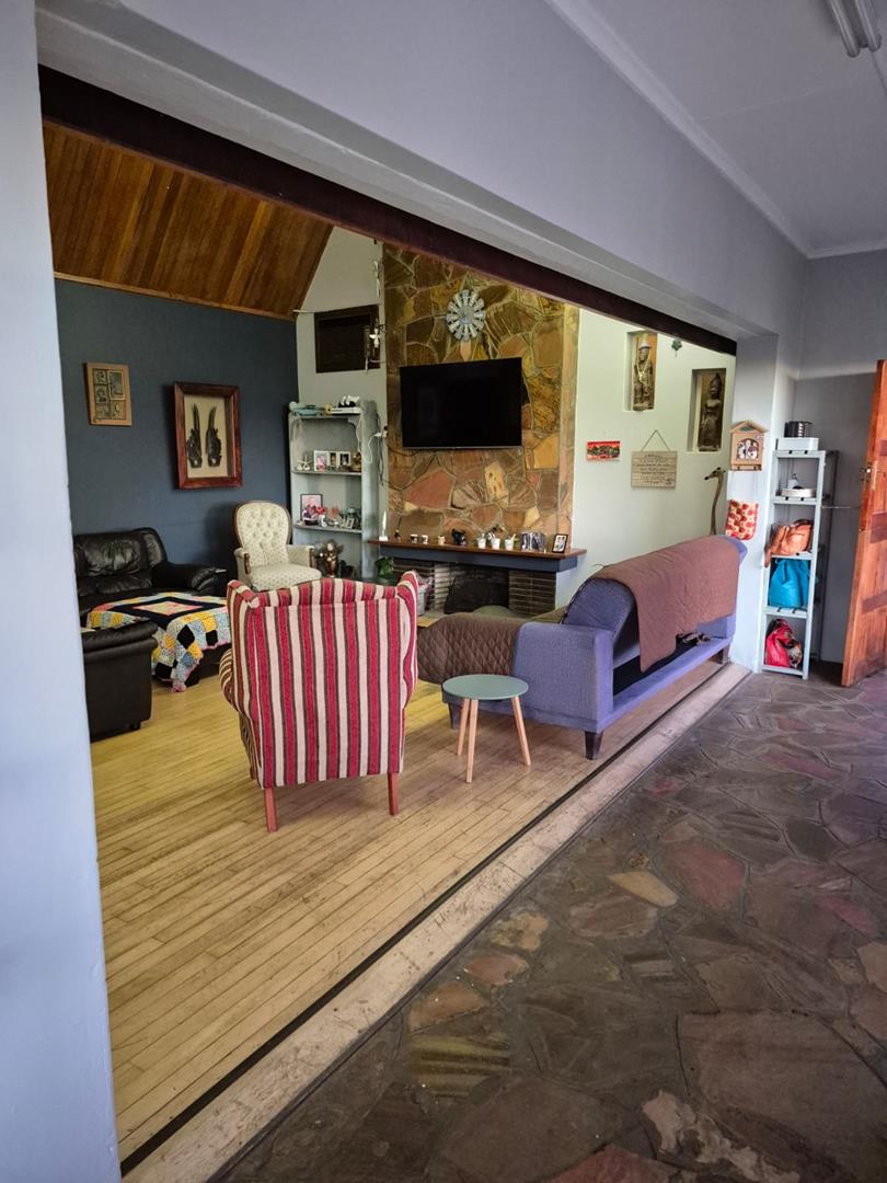 4 Bedroom Property for Sale in Mossel Bay Central Western Cape